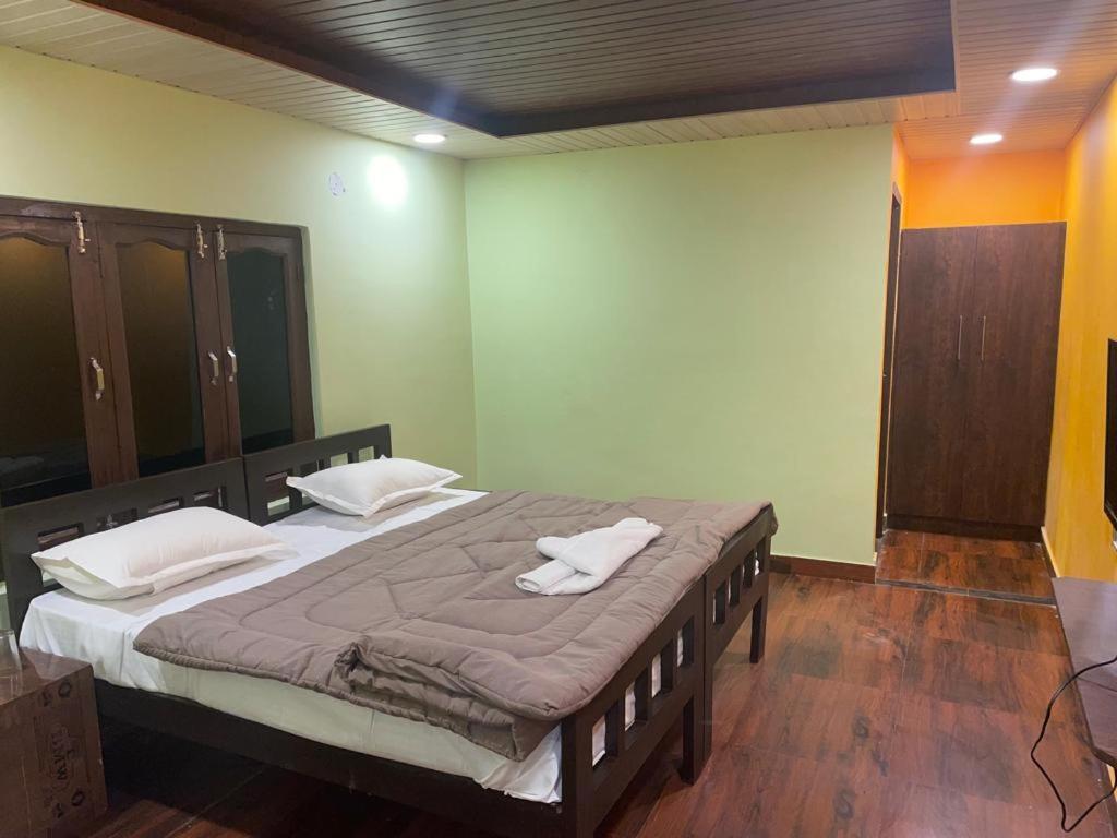 Drona Hills Resorts Kanatal Eksteriør billede