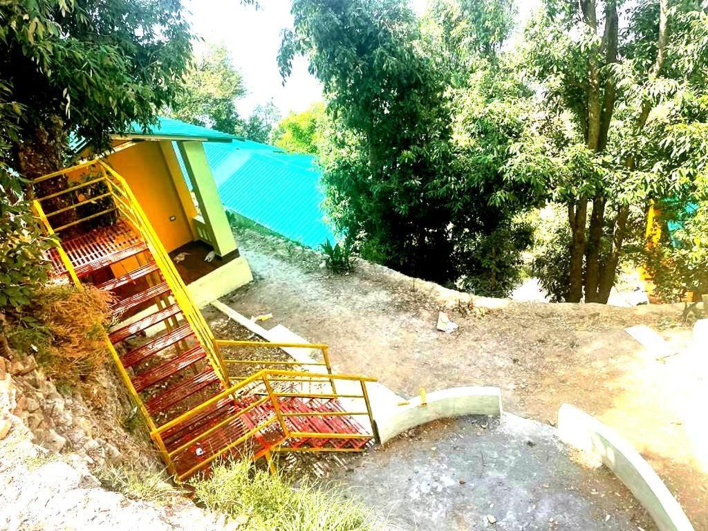 Drona Hills Resorts Kanatal Eksteriør billede