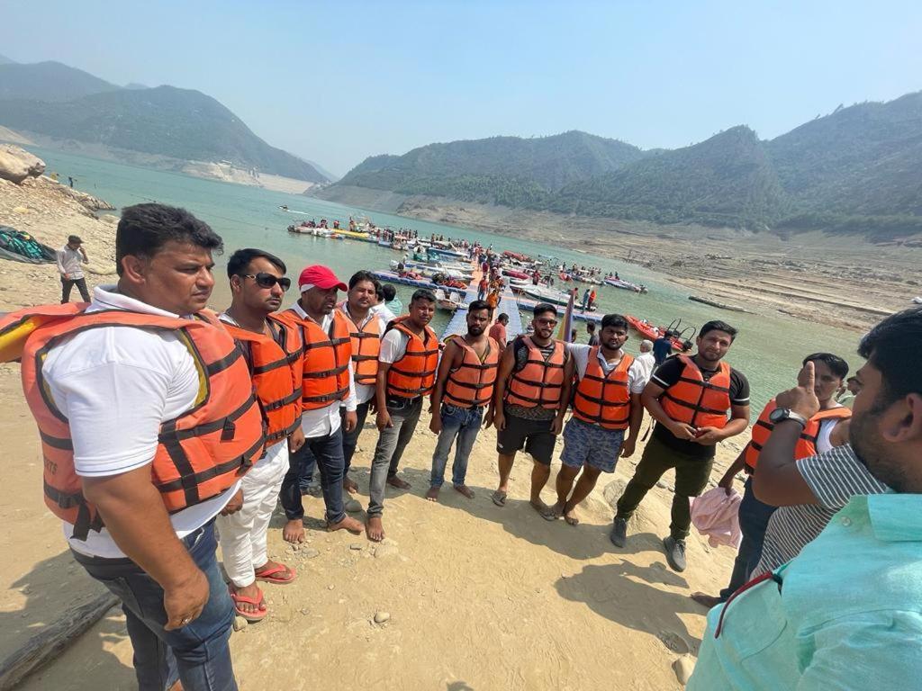 Drona Hills Resorts Kanatal Eksteriør billede