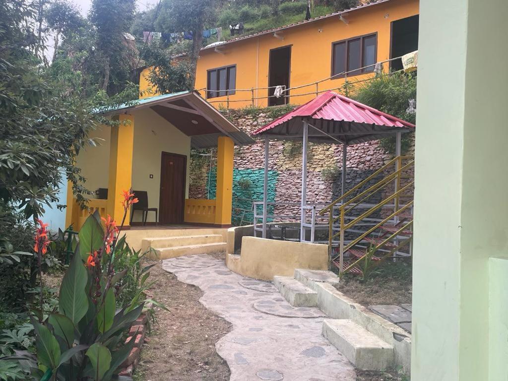 Drona Hills Resorts Kanatal Eksteriør billede