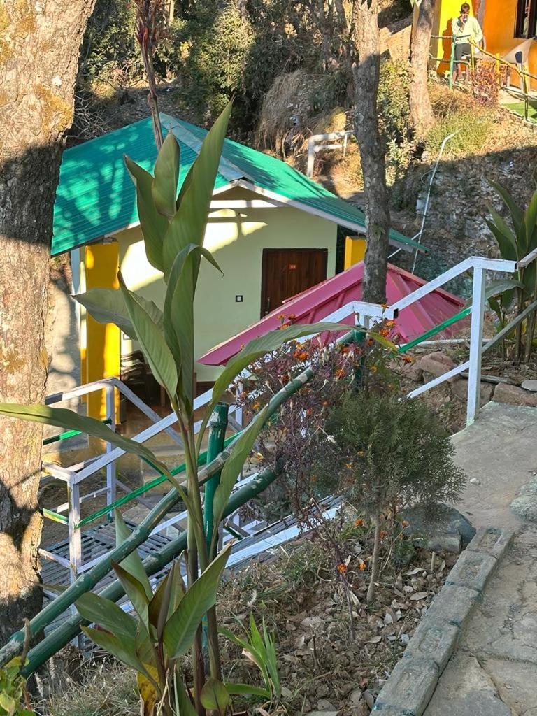 Drona Hills Resorts Kanatal Eksteriør billede