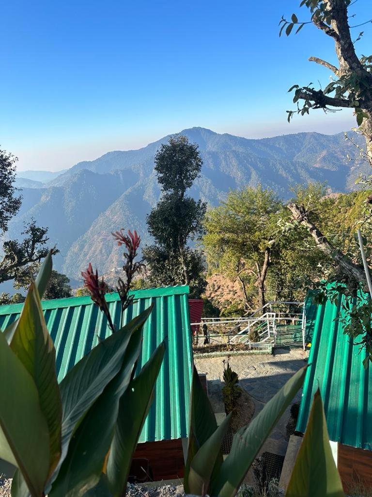 Drona Hills Resorts Kanatal Eksteriør billede