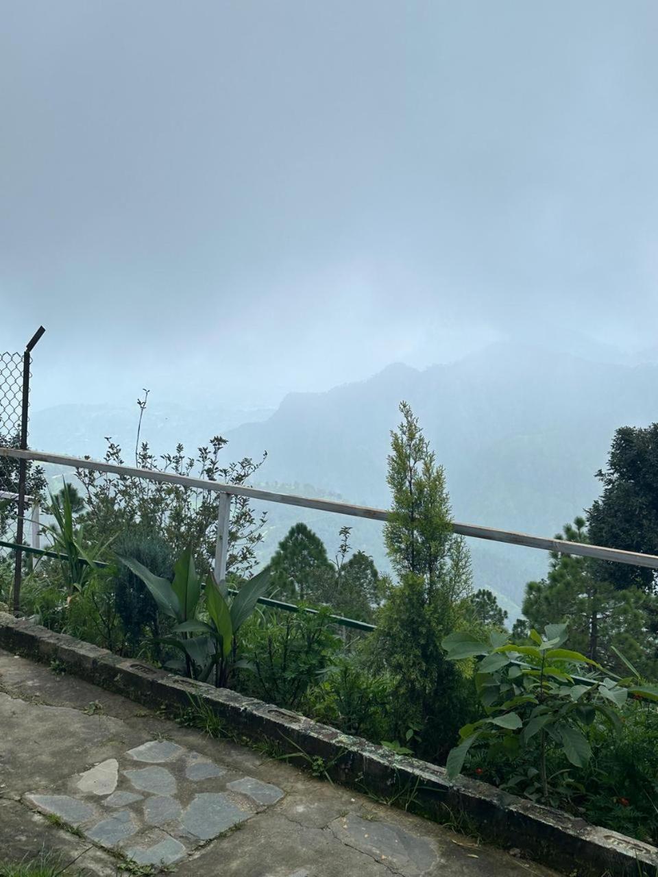 Drona Hills Resorts Kanatal Eksteriør billede