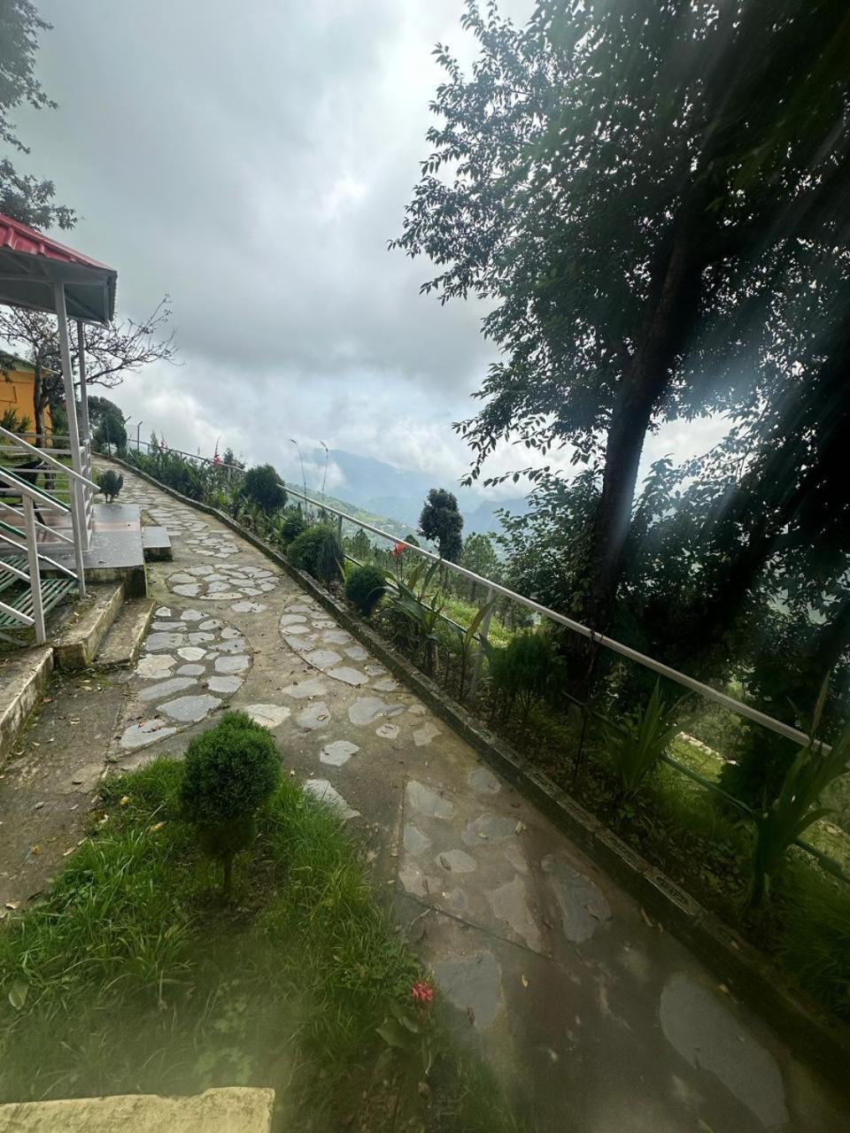Drona Hills Resorts Kanatal Eksteriør billede